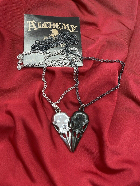 Alchemy P834 Coeur Crane Necklace Gothic Double Friendship 2pc Heart IN HAND
