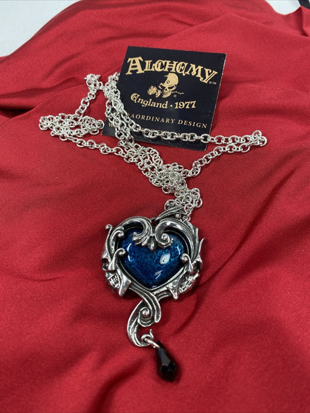 Alchemy Gothic P792  Affaire du Coeur Pendant Necklace Midnight Love IN HAND