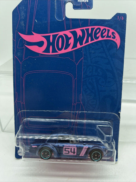 Hot Wheels HDH61 – D510 Datsun  FairLady 2000  blue pink 54 anniversary