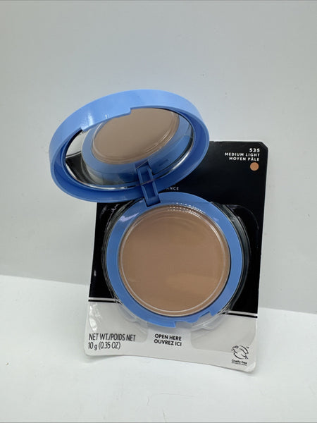 CoverGirl 535 Medium Light Clean Oil Control Pressed Powder Face Foundation