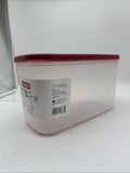 Rubbermaid 2168229 Racer Red 10 Cup Dry Food Plastic Storage Container Rectangle