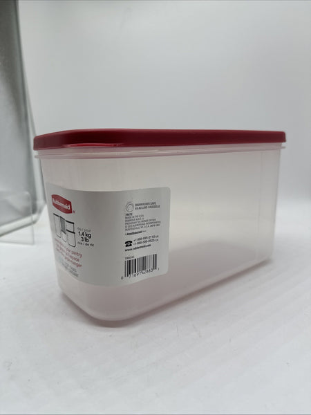 Rubbermaid 2168229 Racer Red 10 Cup Dry Food Plastic Storage Container Rectangle
