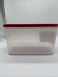 Rubbermaid 2168229 Racer Red 10 Cup Dry Food Plastic Storage Container Rectangle