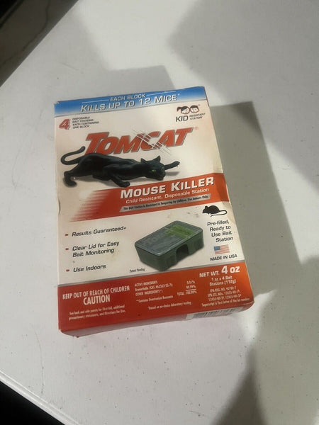 (2) Tomcat Mouse Killer II 4 Disposable Preloaded Bait Stations Per Box 8 Total