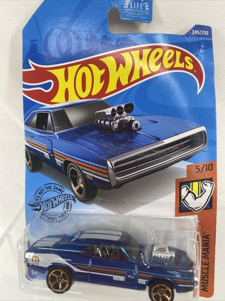 2020 Hot Wheels Muscle Mania #249 5/10 '70 Dodge Charger R/T Blue MC5 1/64 Loose