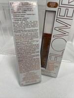 (2) Almond D3.5 Flower Light Illusion Full Coverage Concealer Crease Pro Contour