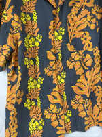 Sonoma Large Polyester Men’s Hawaiian Orange Gray Yellow Pocket Button Shirt￼